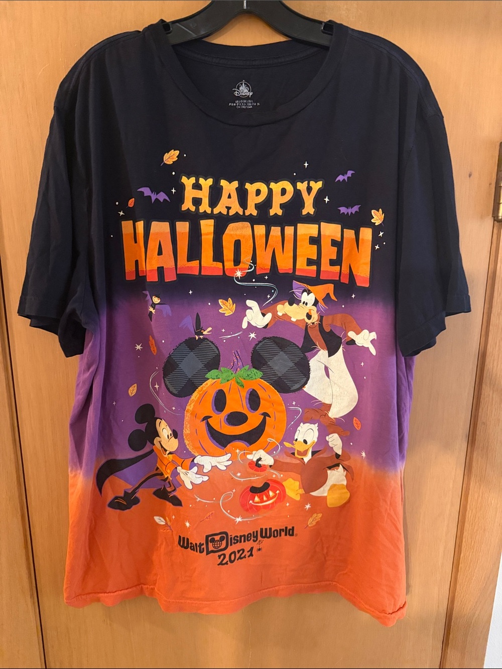 Disney Parks Happy Halloween 2021 Mickey Pumpkin Ombré Tee Orange Size Large